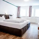 Smart 2 Bb2 326 Hotel *