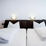 Smart 2 Bb2 326 Hotel *